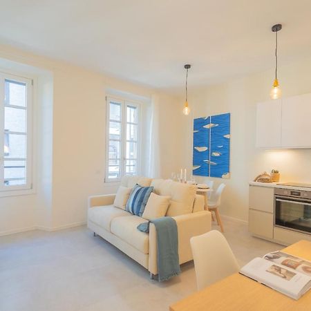 Enchanted Como Lake - City Apartment 2 By Rent All Como Buitenkant foto