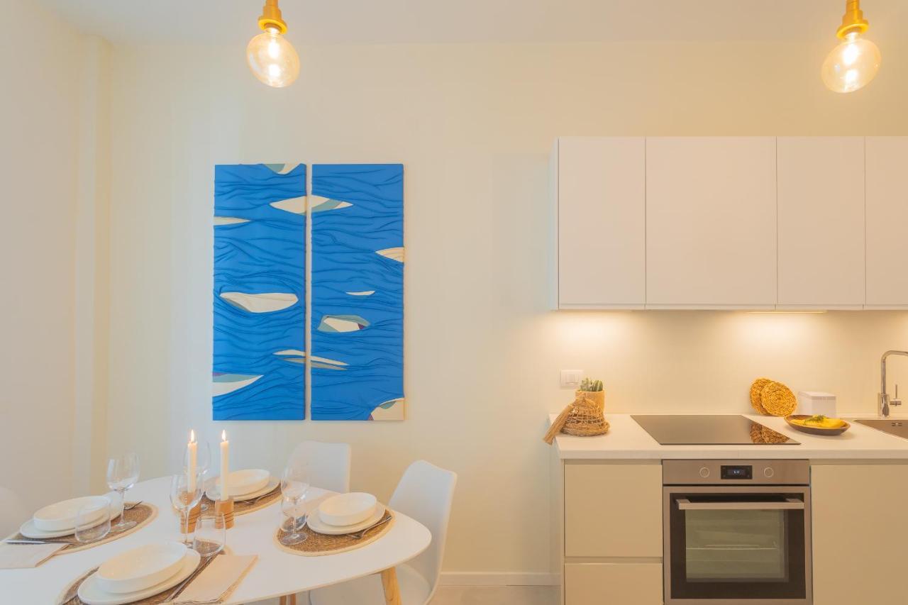 Enchanted Como Lake - City Apartment 2 By Rent All Como Buitenkant foto