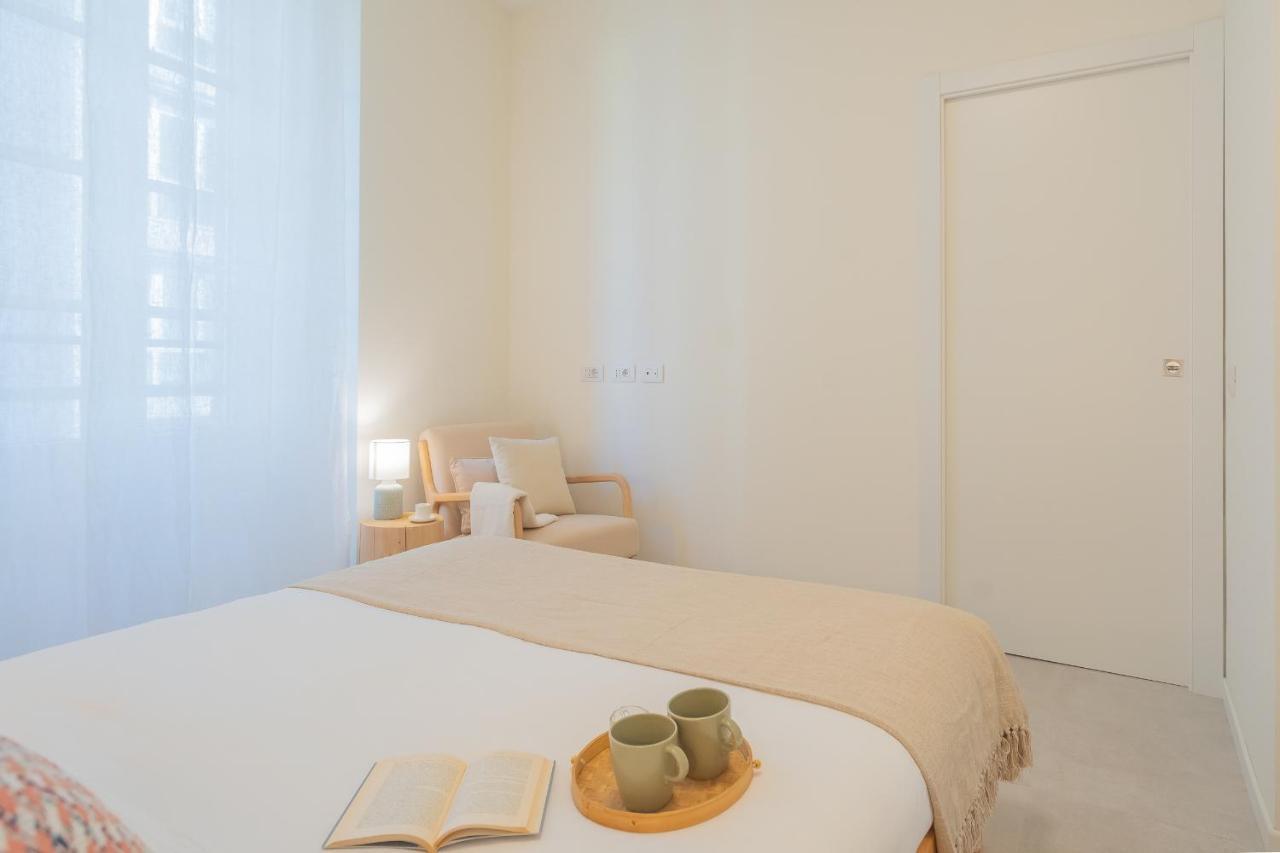 Enchanted Como Lake - City Apartment 2 By Rent All Como Buitenkant foto