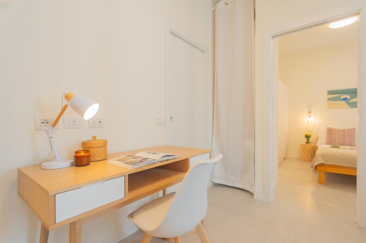 Enchanted Como Lake - City Apartment 2 By Rent All Como Buitenkant foto
